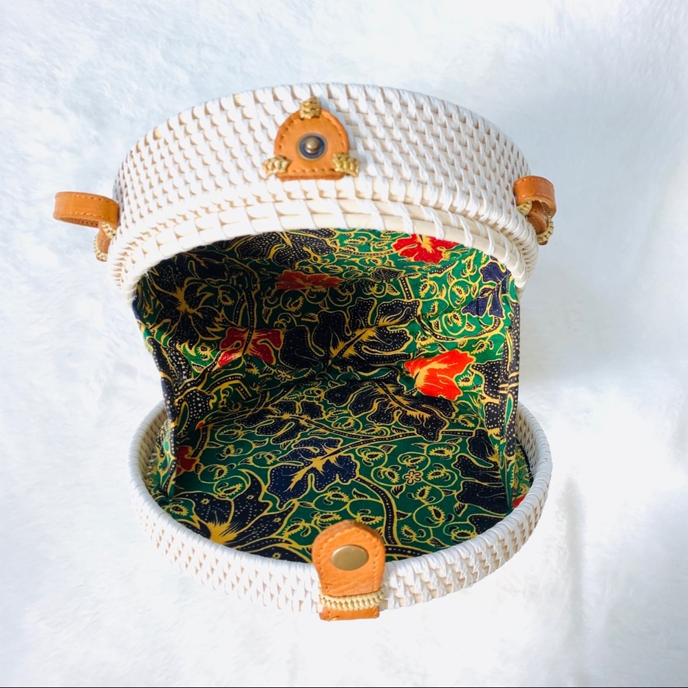 Bali Bag - Picture 2 of 3